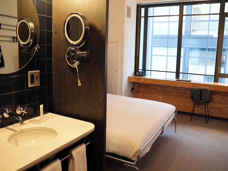 The Emily Hotel image