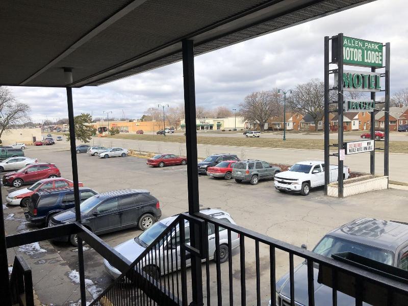 Allen Park Motor Lodge image