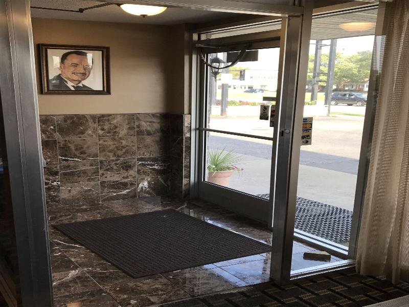 Allen Park Motor Lodge image