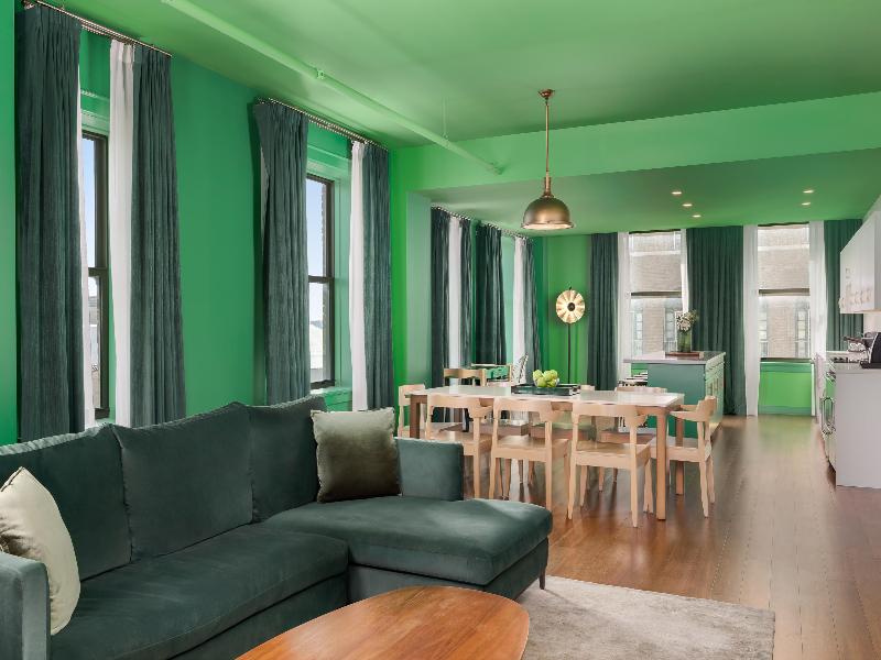 Angad Arts Hotel St. Louis, Tapestry Collection image
