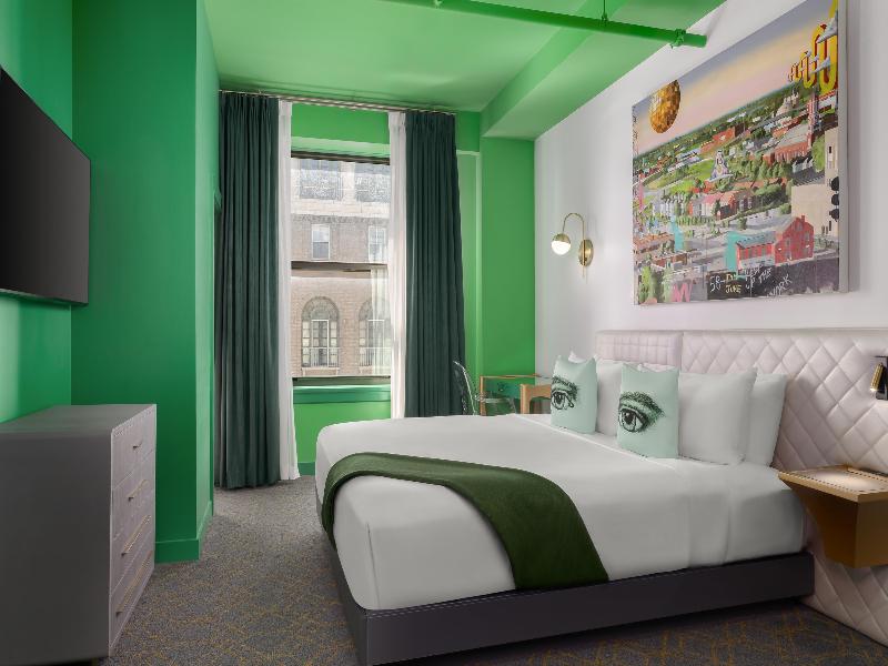 Angad Arts Hotel St. Louis, Tapestry Collection image