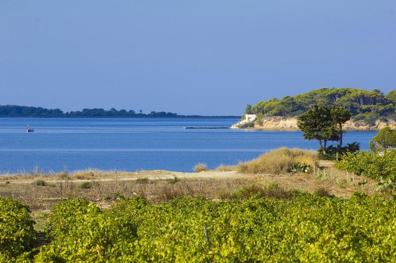 B&B Isole Dello Stagnone — exterior view