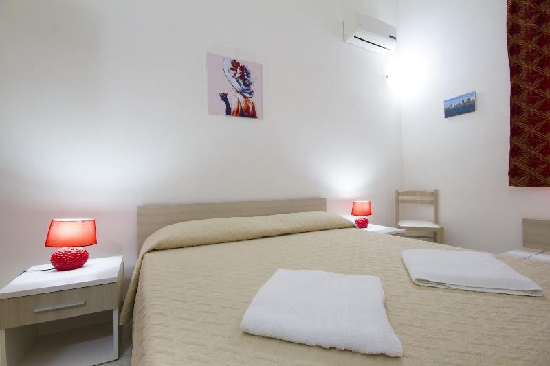 B&B Isole Dello Stagnone image
