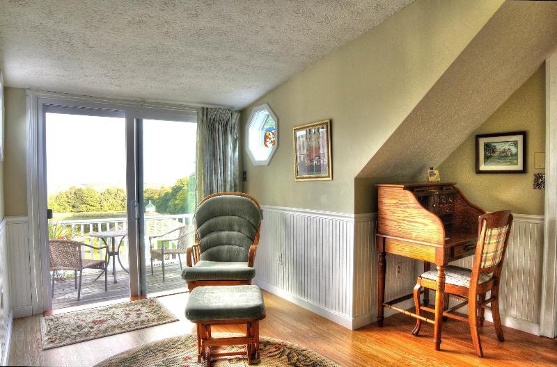 Los Gatos Bed & Breakfast image