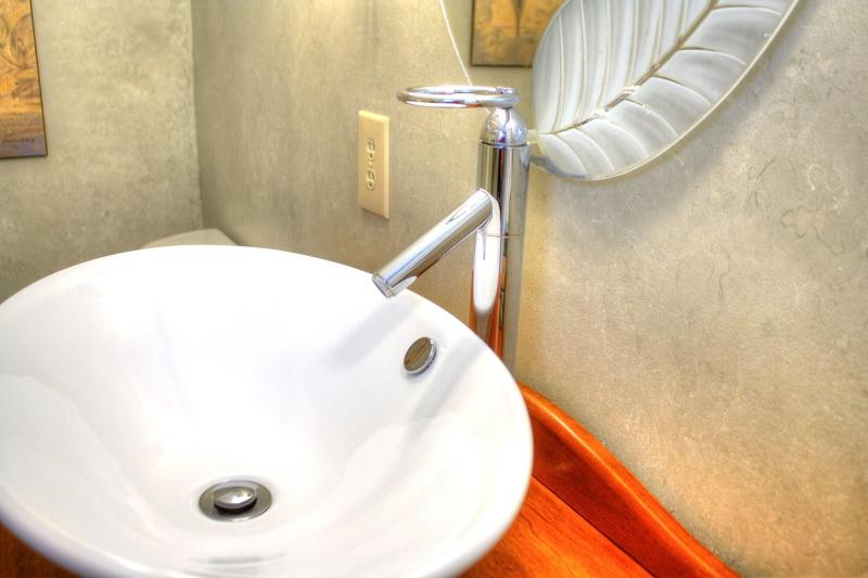 Los Gatos Bed & Breakfast image
