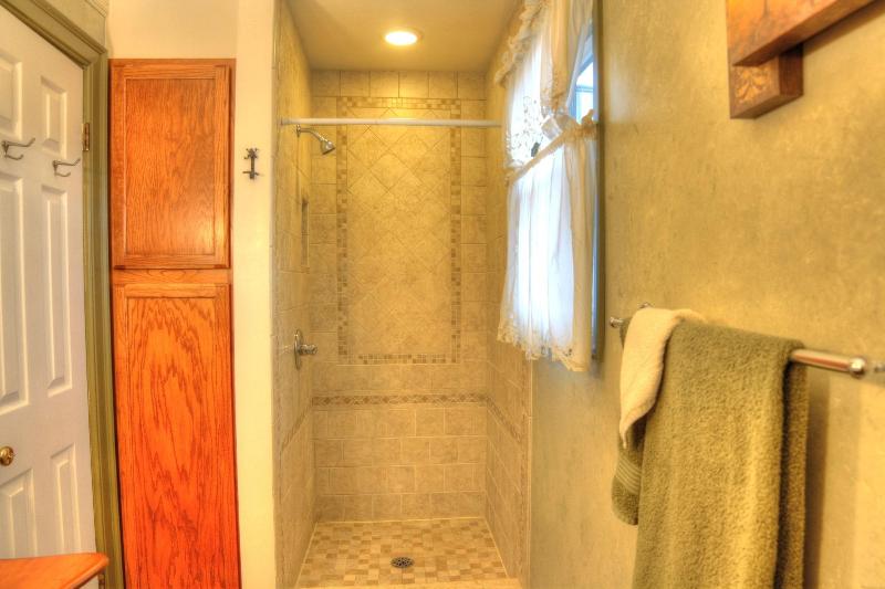Los Gatos Bed & Breakfast image