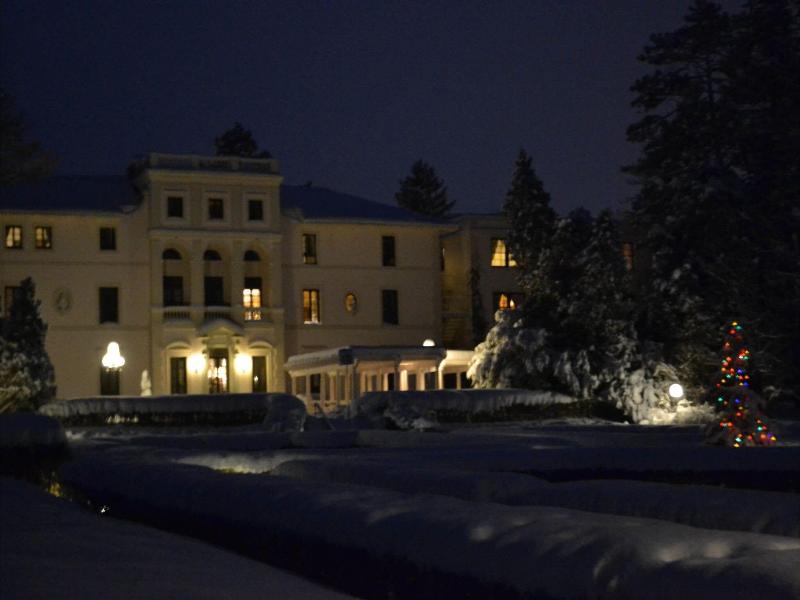 Geneva On The Lake — general view