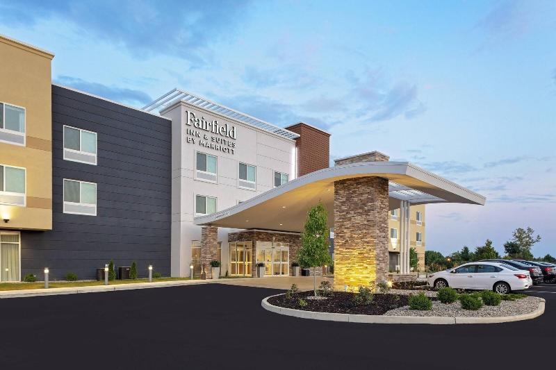 Fairfield Inn & Suites by Marriott Indianapolis Gr image