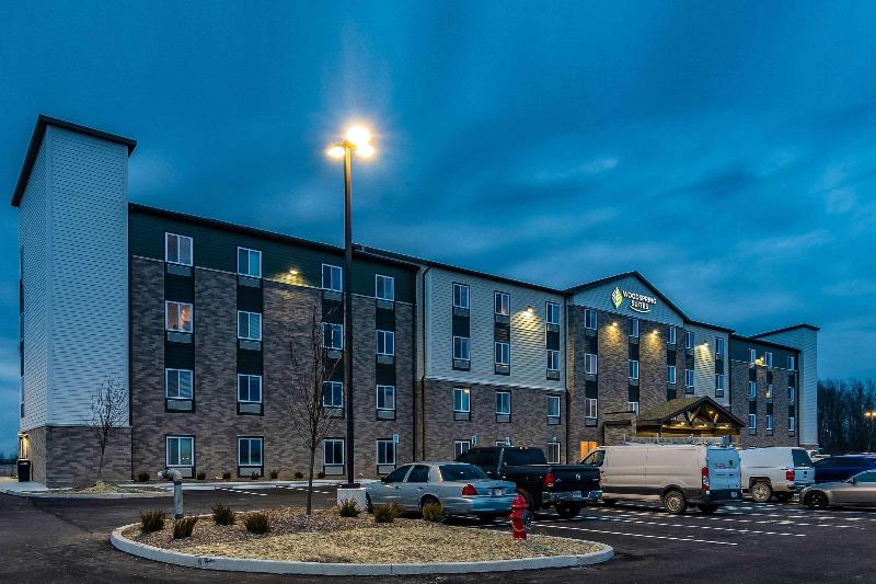 Woodspring Suites Indianapolis Zionsville image