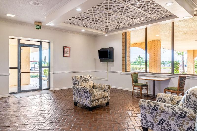 Motel 6 Natchitoches, LA image