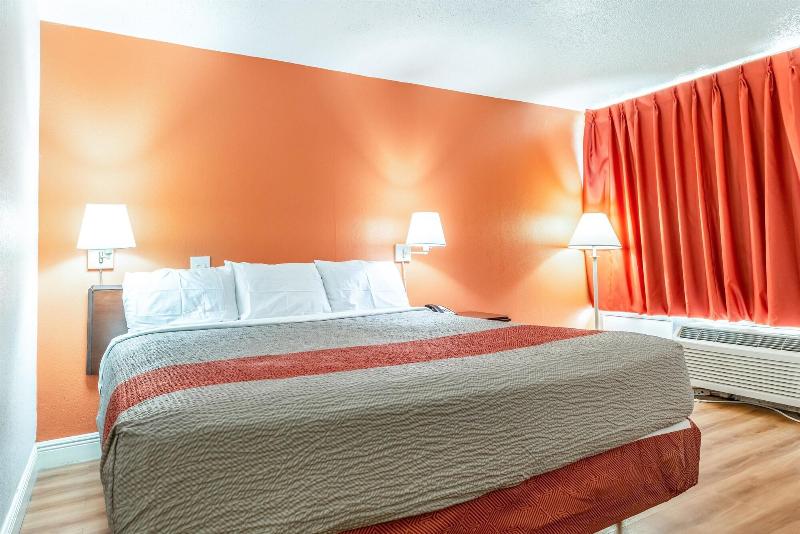 Motel 6 Natchitoches, LA image