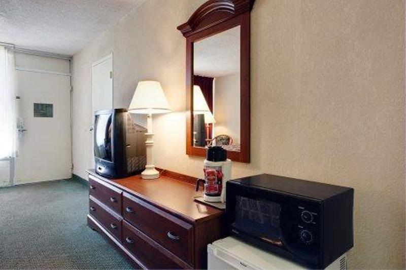 Motel 6 Natchitoches, LA image