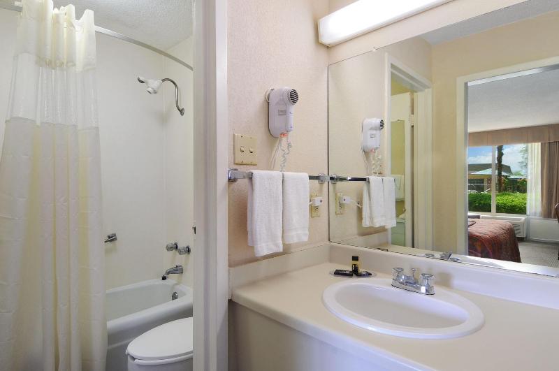 Motel 6 Natchitoches, LA image