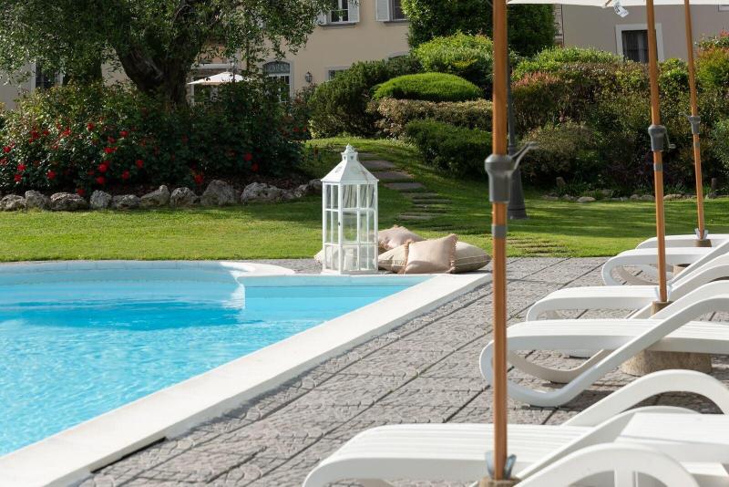Villa Del Papa image