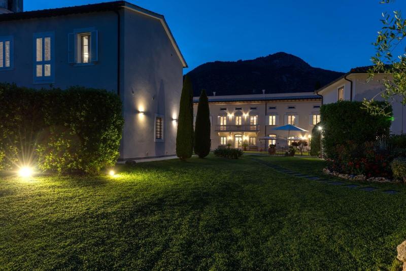 Villa Del Papa image