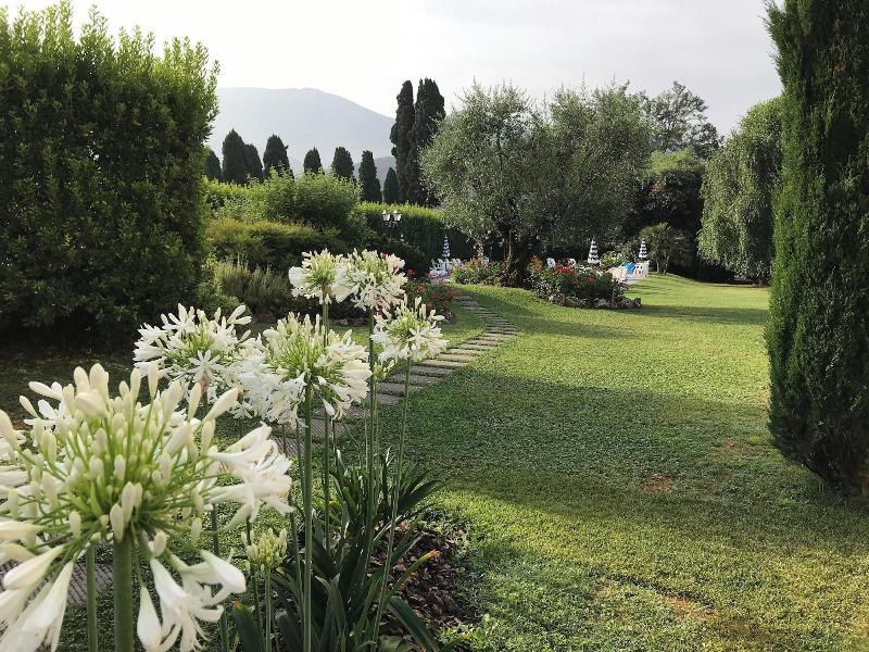 Villa Del Papa image