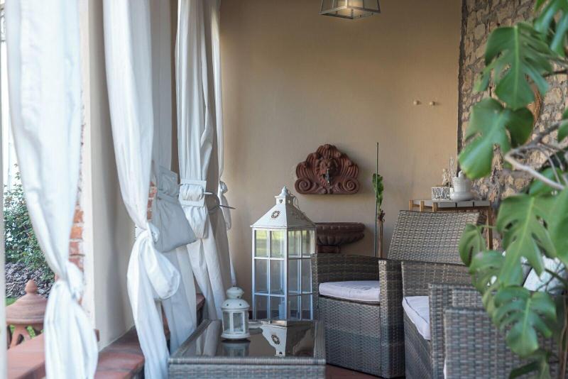 Villa Del Papa image