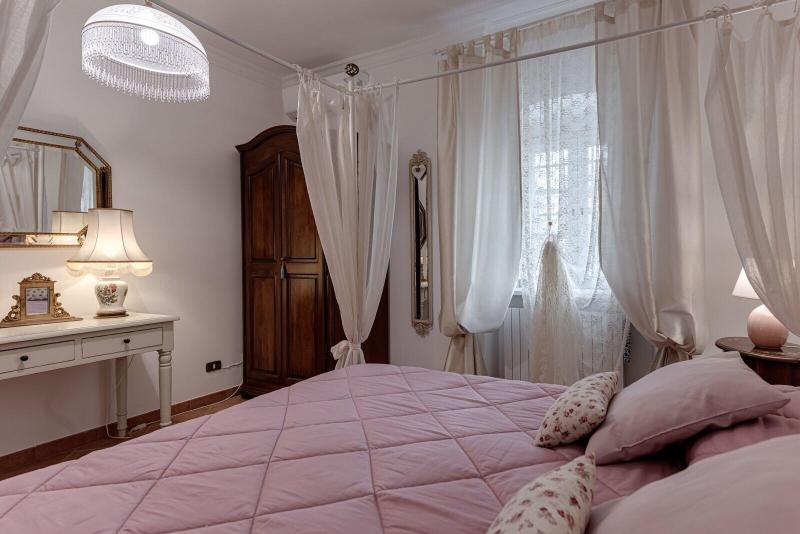 Villa Del Papa image