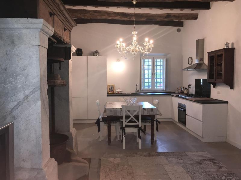 Villa Del Papa image