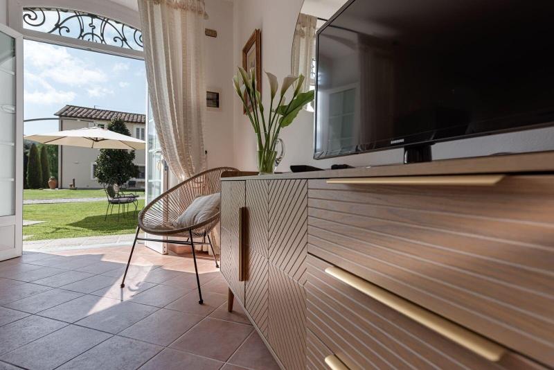 Villa Del Papa image