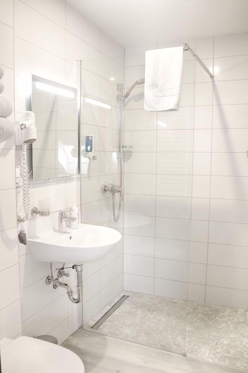 Hotel Zur Eiche image