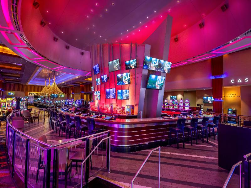 Isle Casino Hotel Waterloo- A Caesars Destination image