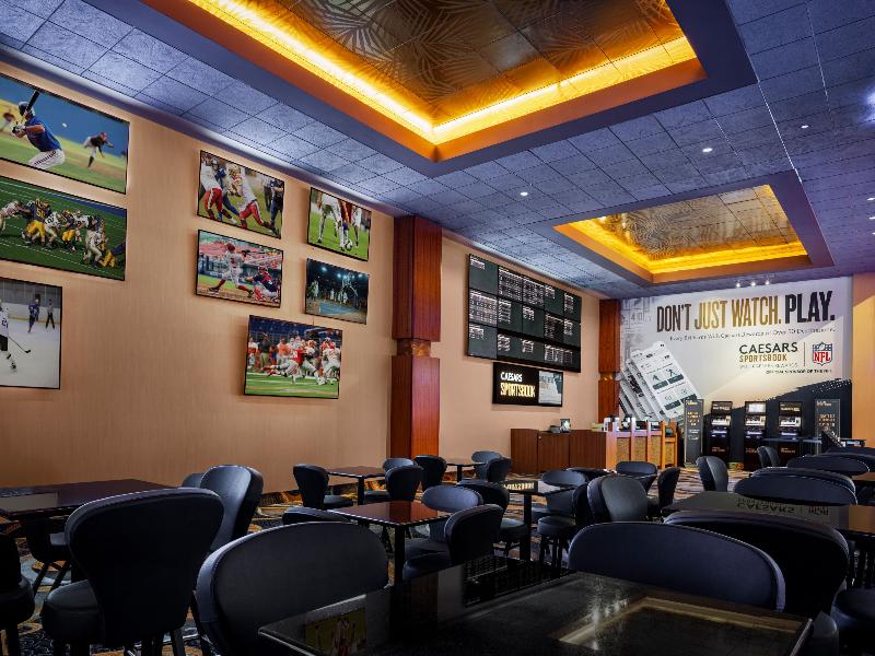 Isle Casino Hotel Waterloo- A Caesars Destination image