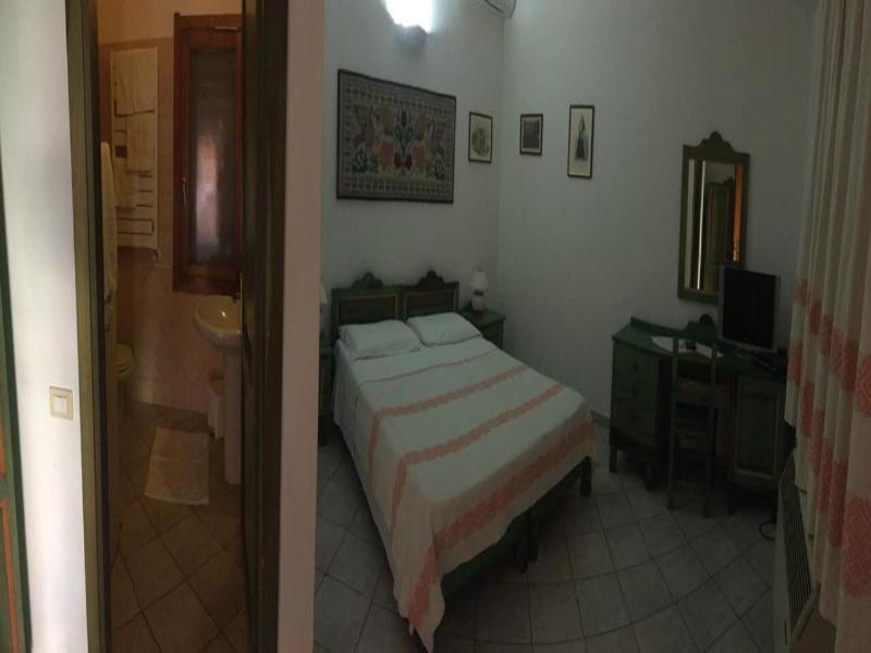 Hotel Sant'Efisio image