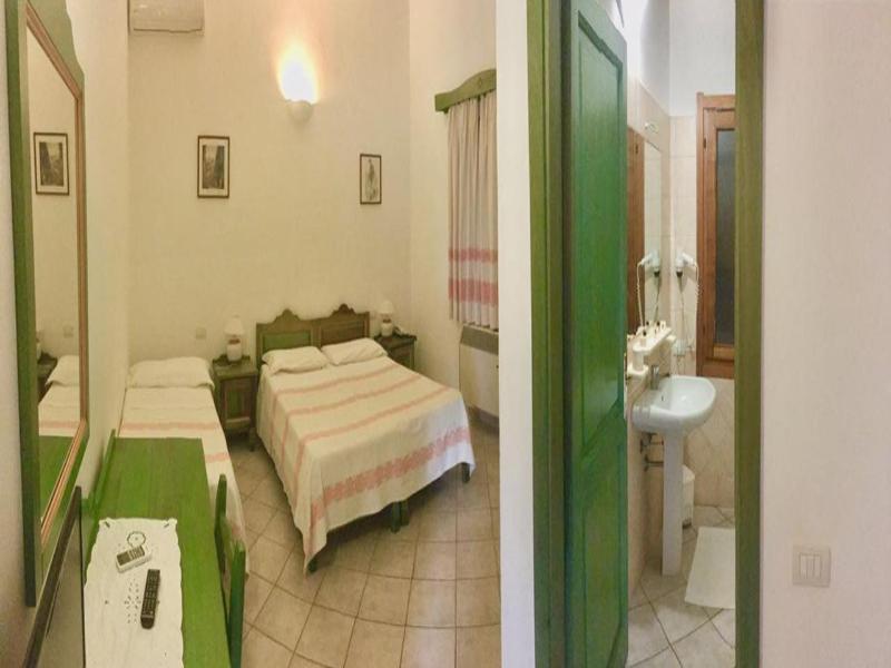 Hotel Sant'Efisio image