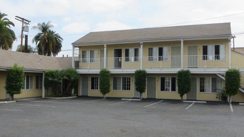 Friendship Motor Inn image