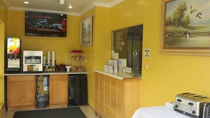 Friendship Motor Inn image