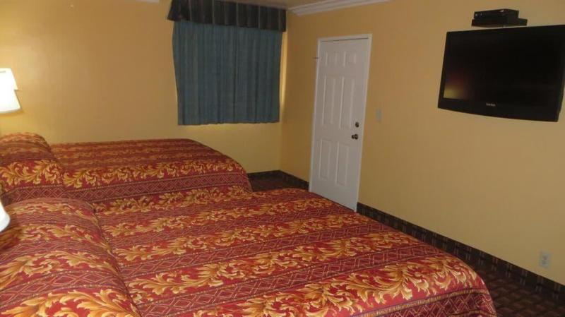 Friendship Motor Inn image
