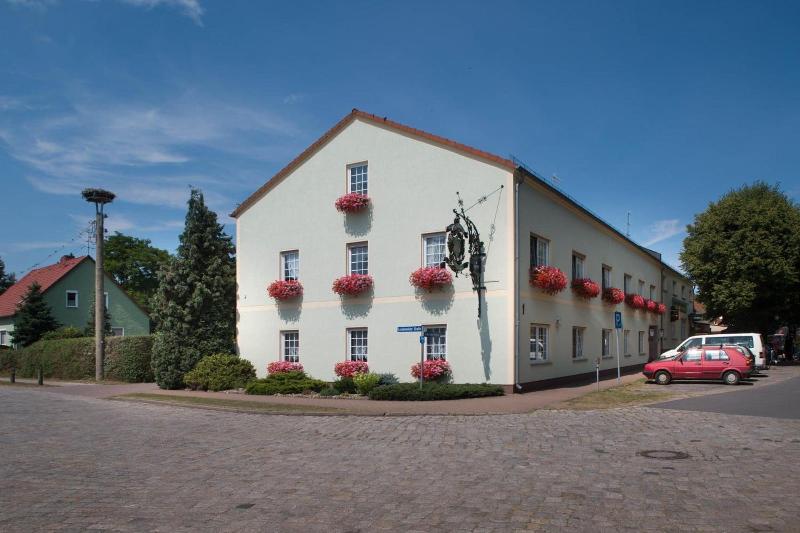 Hotel Und Gasthaus Zum Eichenkranz image