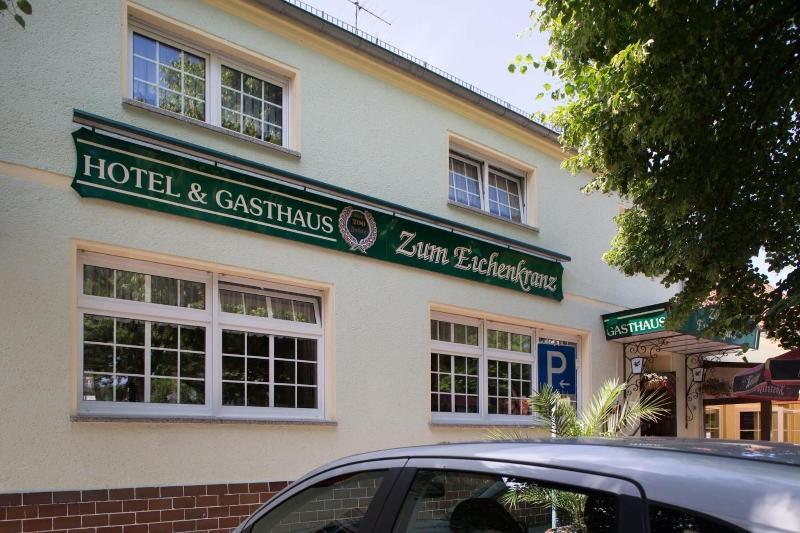 Hotel Und Gasthaus Zum Eichenkranz image