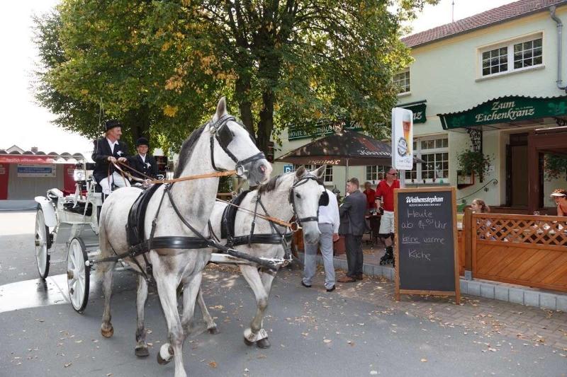 Hotel Und Gasthaus Zum Eichenkranz image