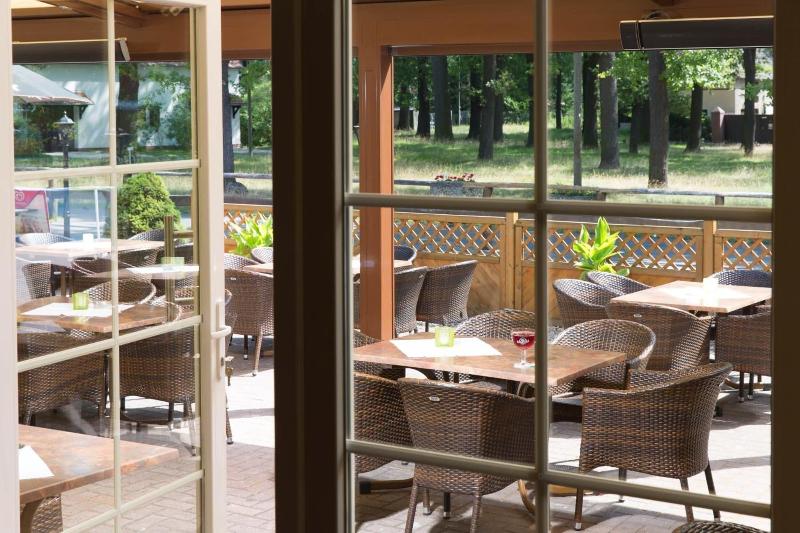 Hotel Und Gasthaus Zum Eichenkranz image