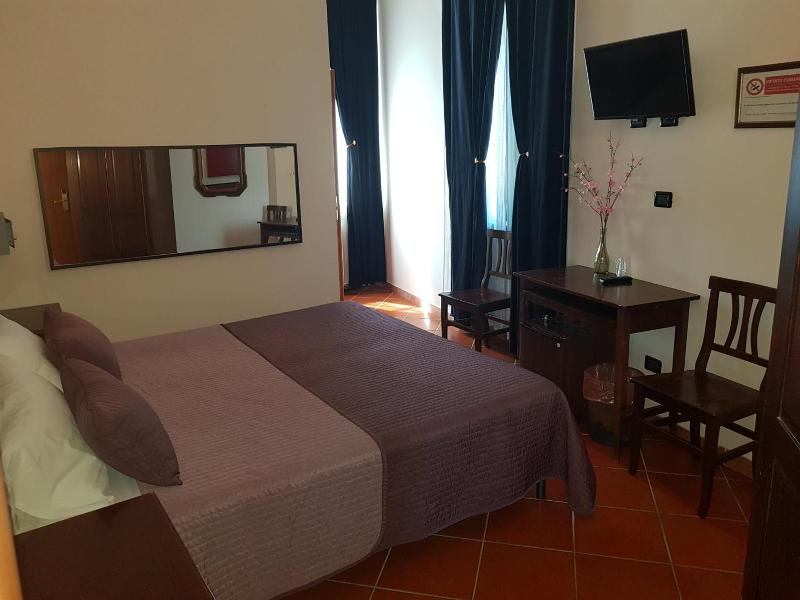 Hotel La Pendola image