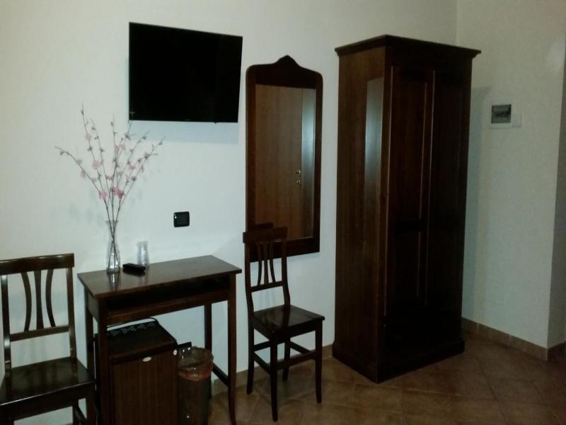 Hotel La Pendola image