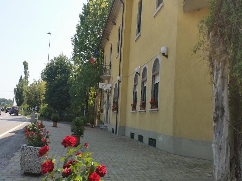 Hotel La Pendola image