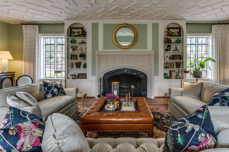Julian Price House image