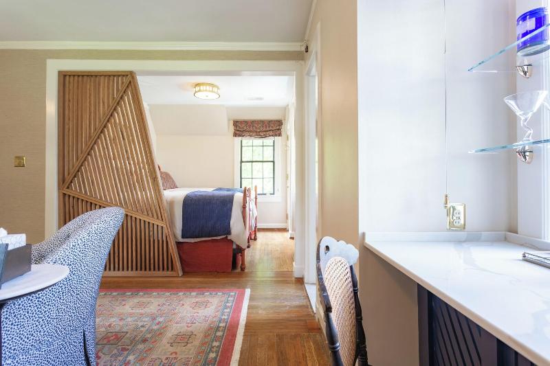 Julian Price House image
