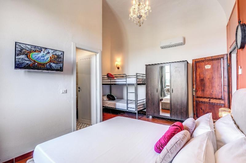 AwesHome - Tower GuestHouse image