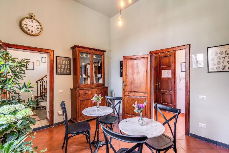AwesHome - Tower GuestHouse image