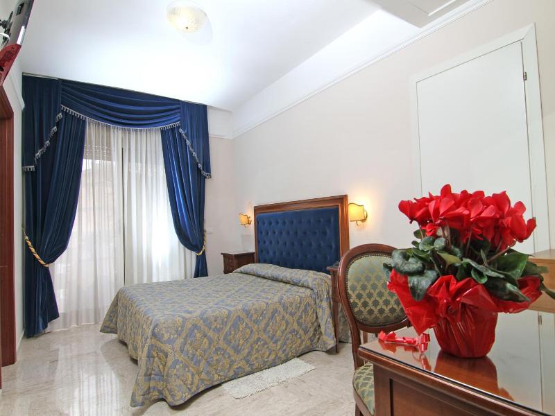 Mondial Park Hotel image