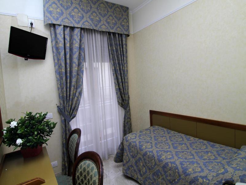 Mondial Park Hotel image