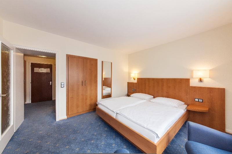 Signature Hotel Drei Kronen image