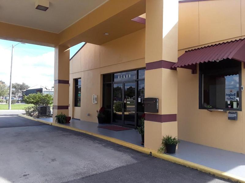 Budget Lodge Of Mount Dora image