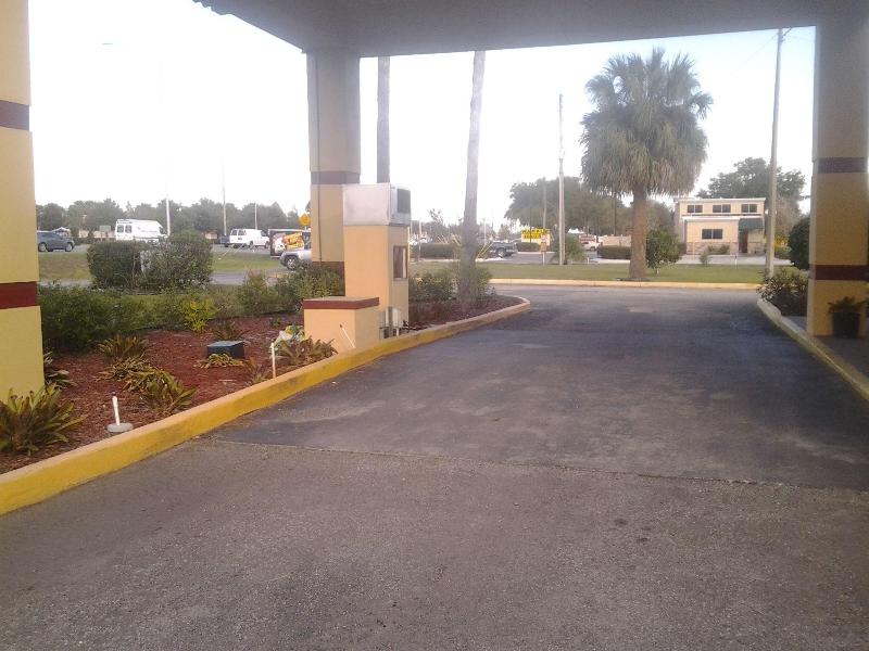 Budget Lodge Of Mount Dora image