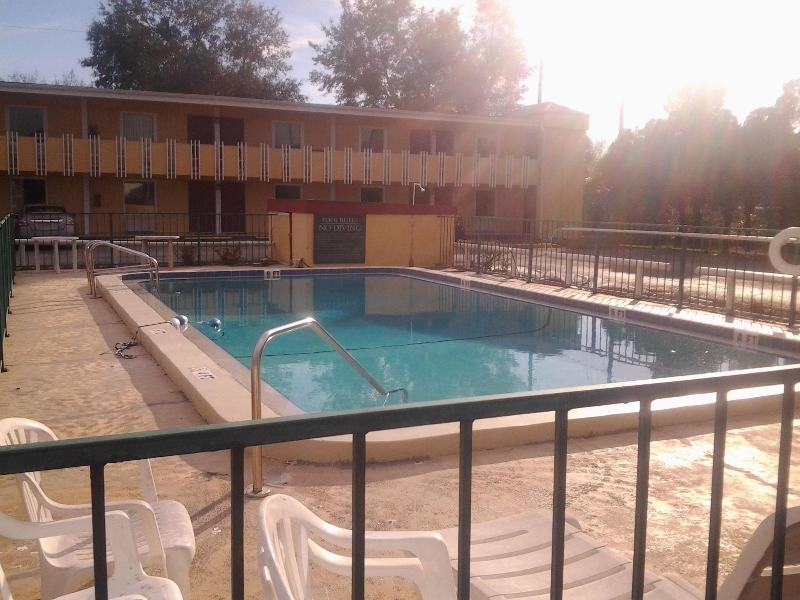 Budget Lodge Of Mount Dora image