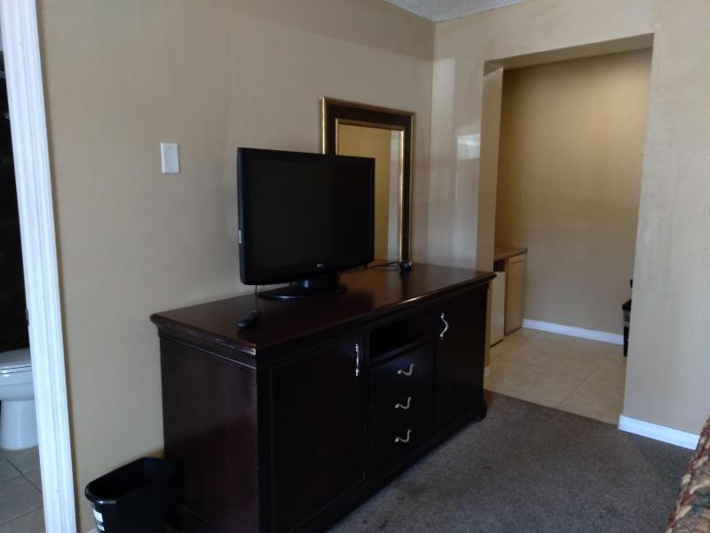 Budget Lodge Of Mount Dora image